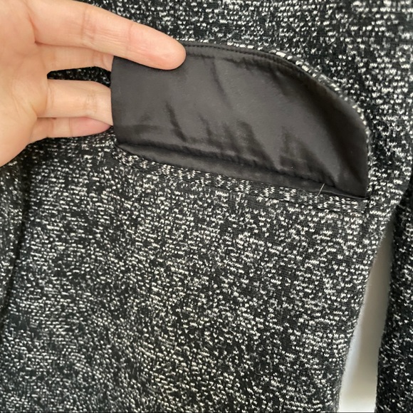 La Chateau Women Blazer - Picture 5 of 7